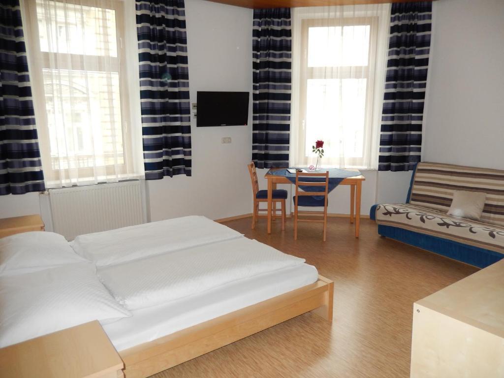 Hotel "Wilder Mann" Λιντς Δωμάτιο φωτογραφία