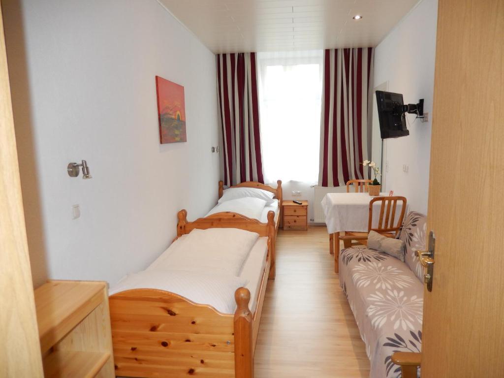 Hotel "Wilder Mann" Λιντς Δωμάτιο φωτογραφία